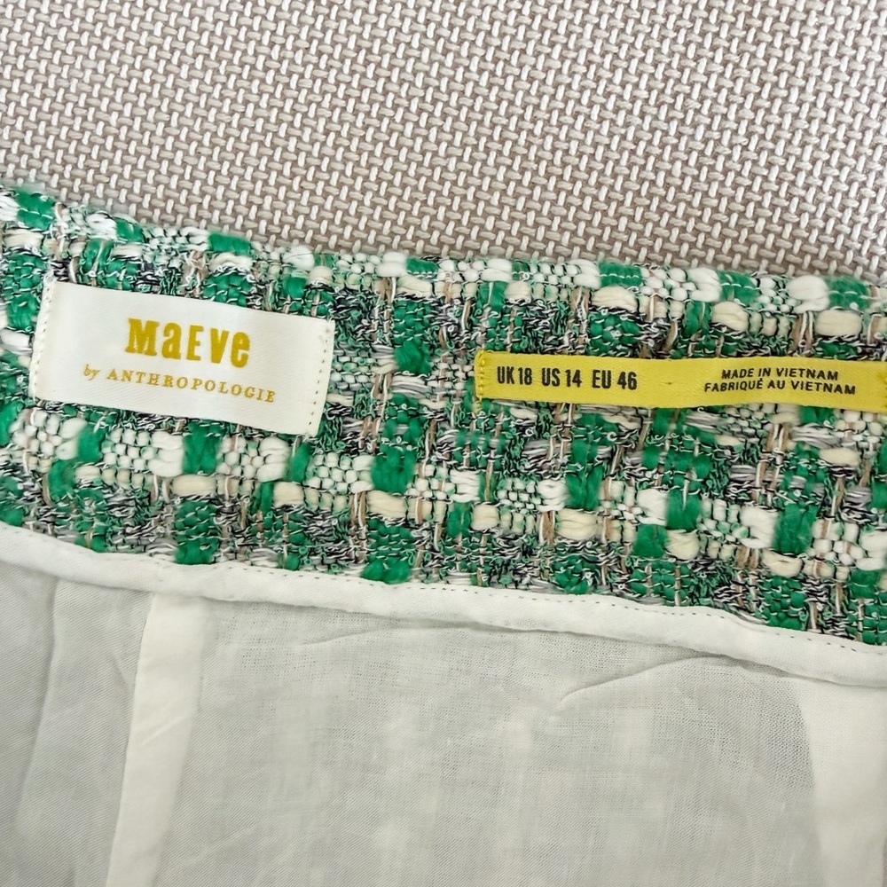 Anthropologie Maeve Tweed Green Shorts - Picture 5 of 9